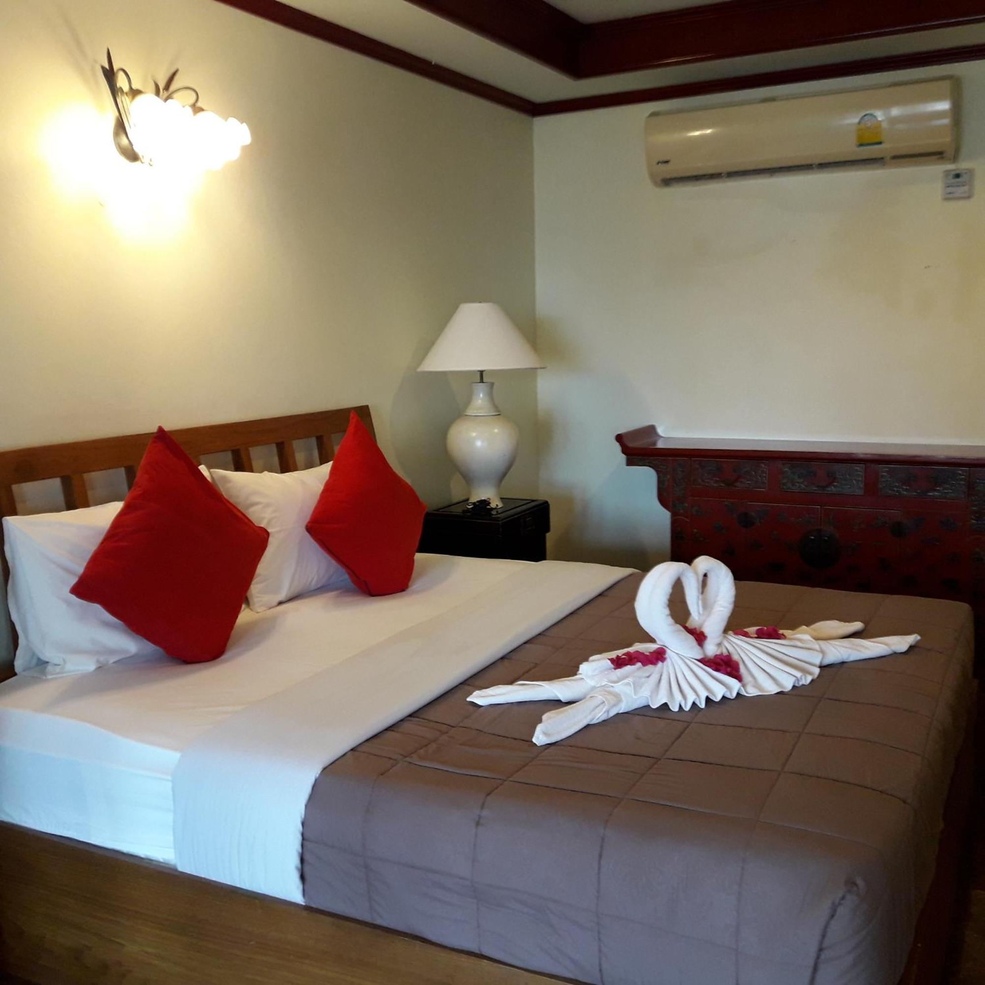 Prince Edouard Apartments & Resort Sha Extra Plus Patong Εξωτερικό φωτογραφία