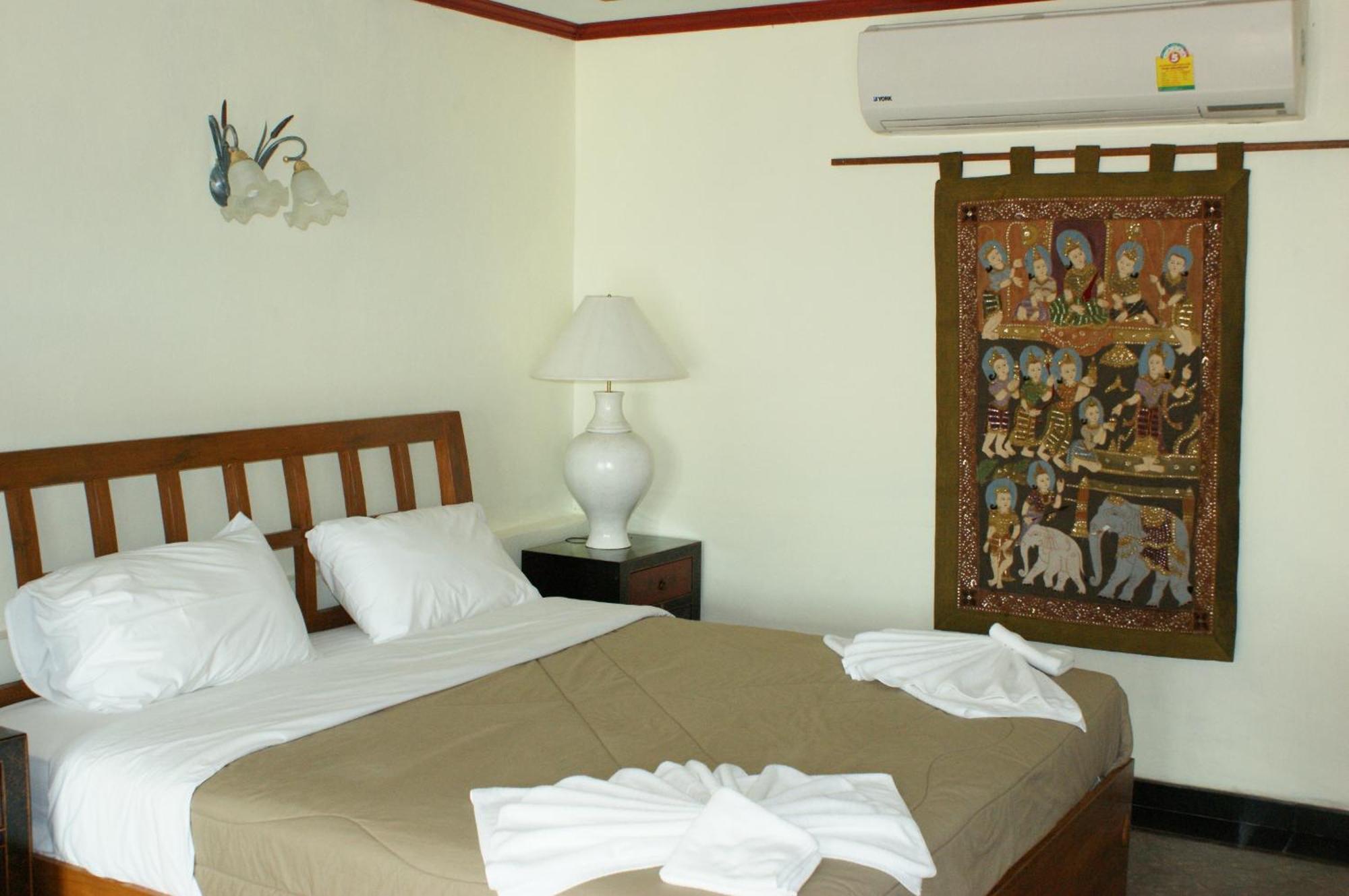 Prince Edouard Apartments & Resort Sha Extra Plus Patong Δωμάτιο φωτογραφία